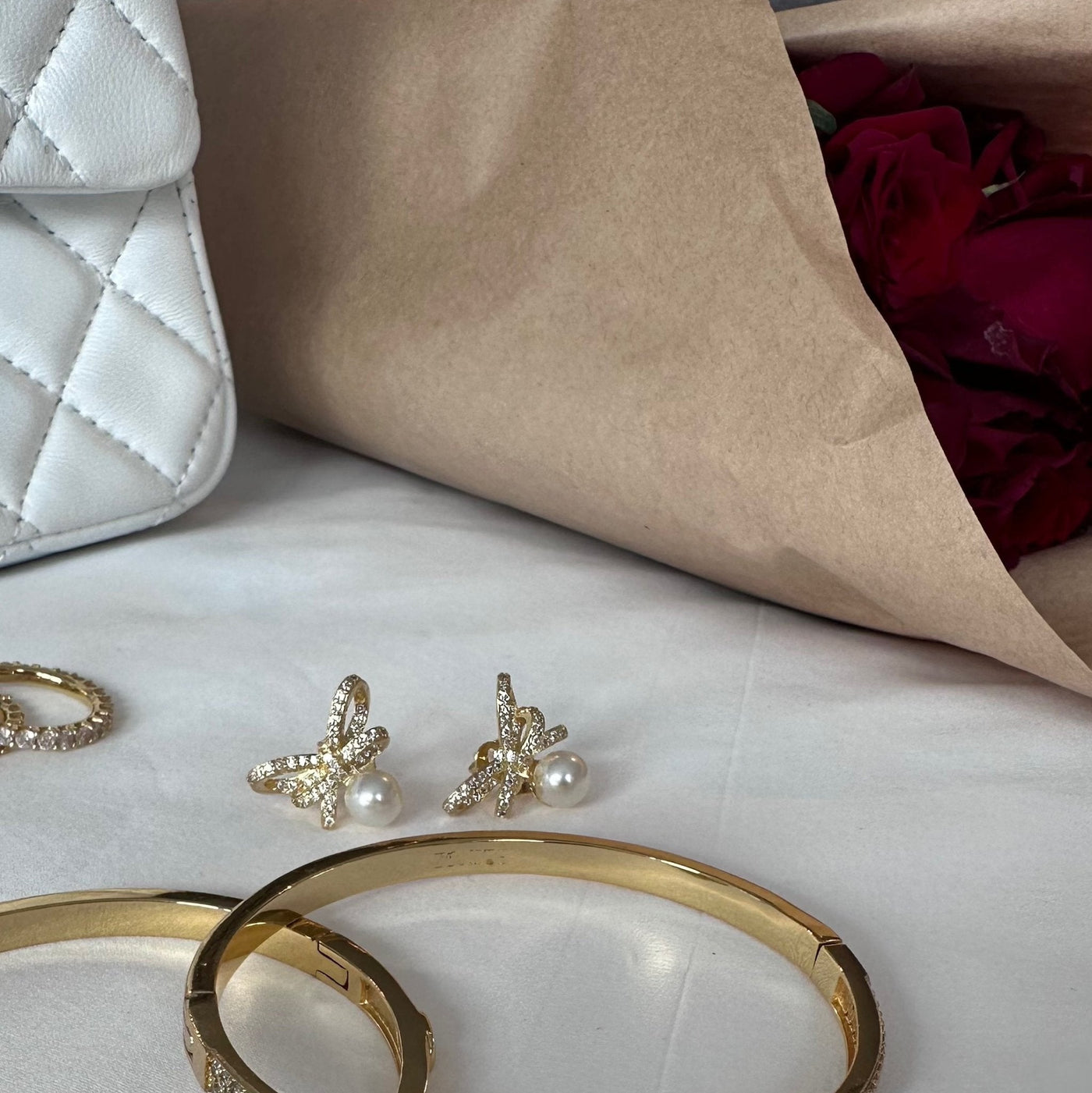 AUDREY STUDS – ORO